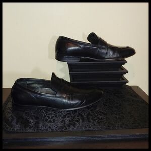 Warfield & Grand Bowen Leather Loafer